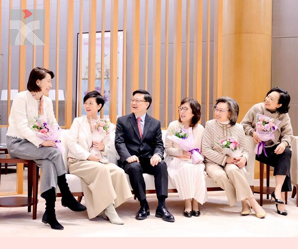  三‧八國際婦女節：國家主席習近平和香港特首李家超分別向女同胞送祝福