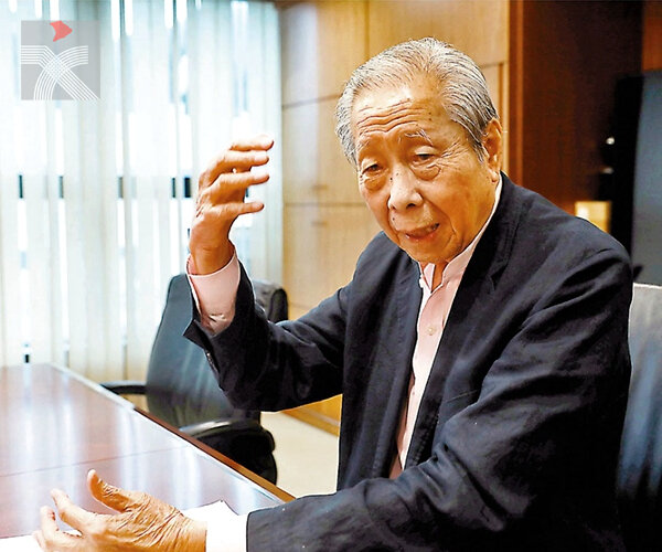  香港特區政府公布2023年授勳名單  香港文聯暨中國書協顧問施子清獲頒大紫荊勳章
