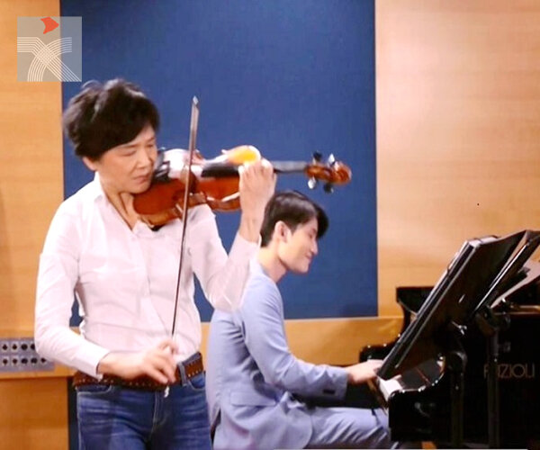 慶祝祖國74華誕：著名小提琴家姚珏與青年鋼琴家牛牛創演《親愛的母親》