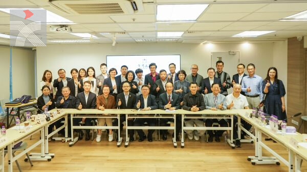 國家電影局、中國電影家協會 與香港文聯及中國電影家協會香港會員分會舉行座談會