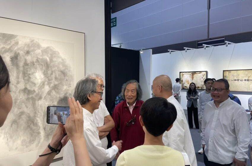  香港「典亞藝博2025」圓滿舉辦 中國畫家徐龍森展出個人山水畫作品